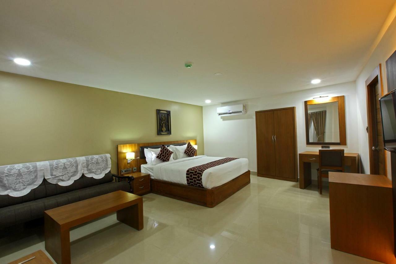 Hotel Rohini International Kallār Exterior foto