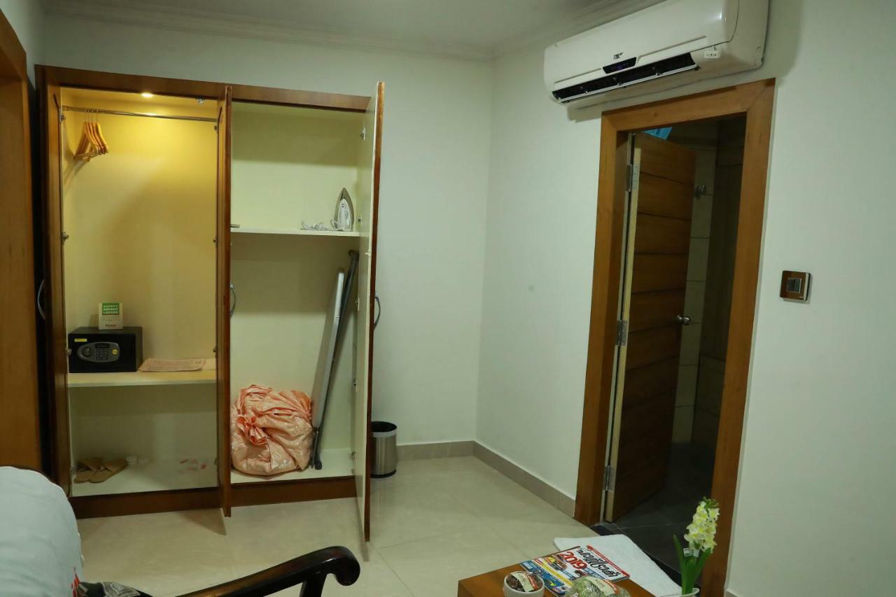 Hotel Rohini International Kallār Exterior foto