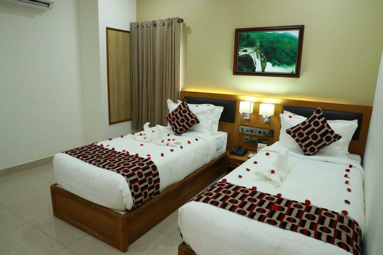 Hotel Rohini International Kallār Exterior foto